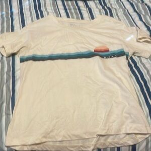 Roxy tshirt